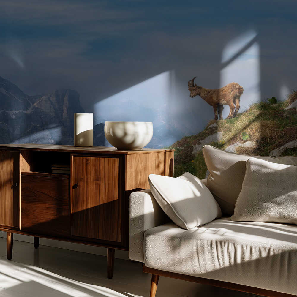 Alpensteinbock in den Bergen | Hintergrundbild