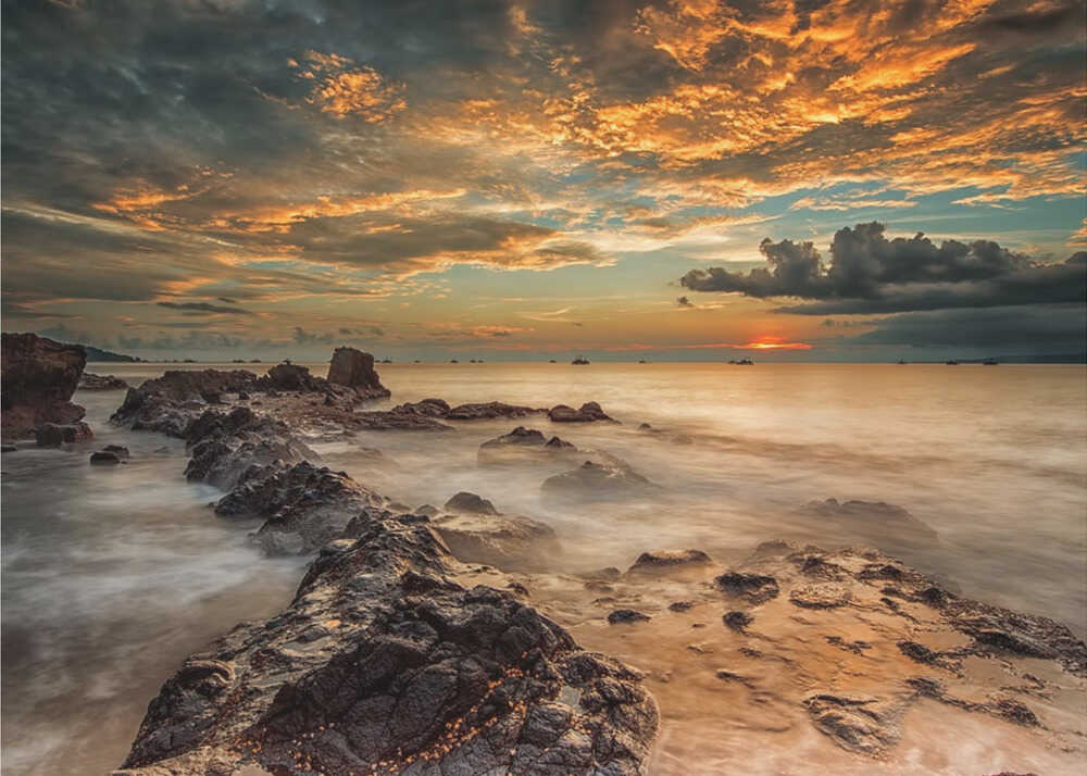 Wütender Strand | Hintergrundbild
