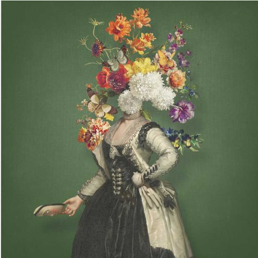 Klassische Porträtmalerei mit lebendigen floralen Elementen | Poster